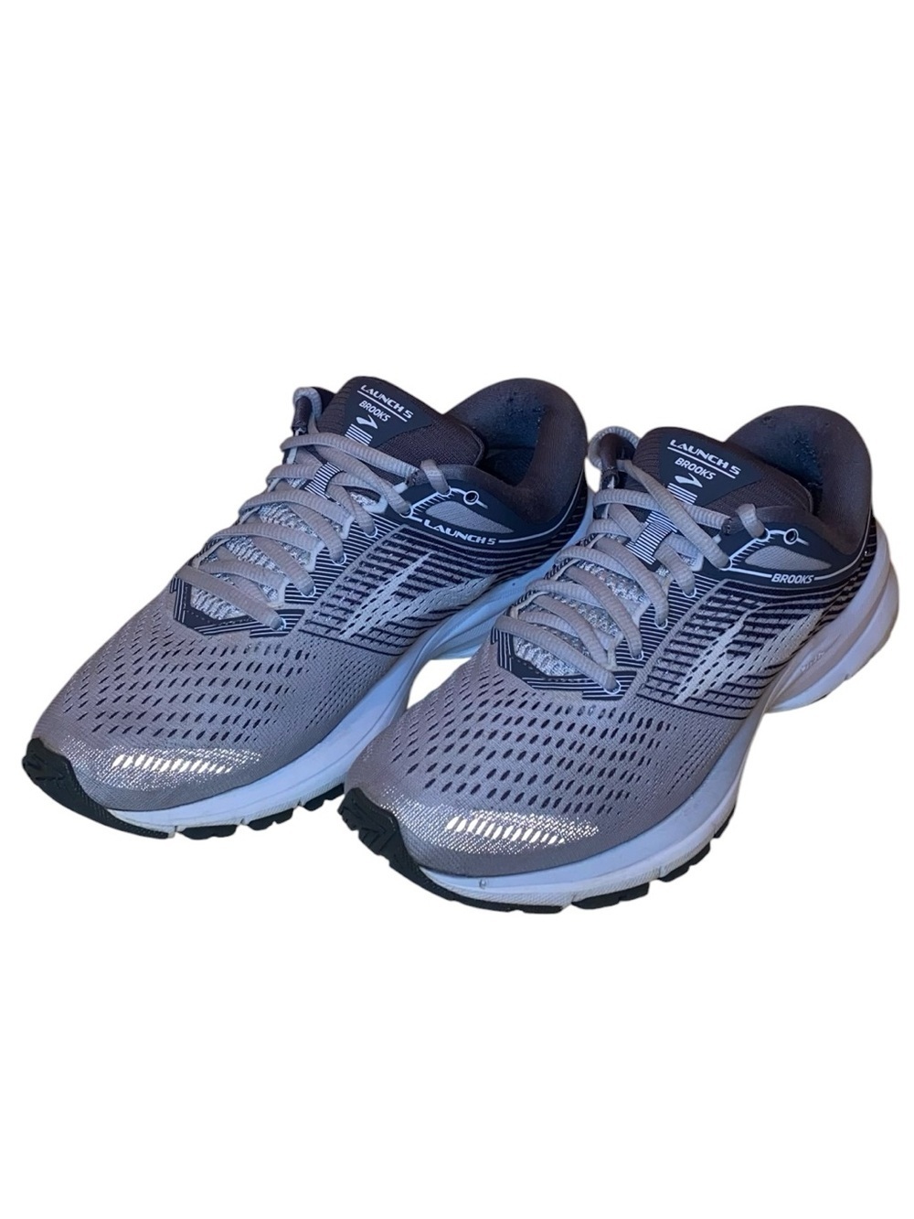 BROOKS LAUNCH 5 Women’s Neutral Runner Trainer Gray Ebony and White Size 8M